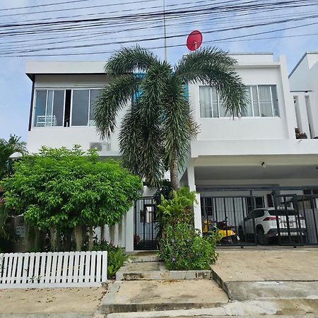 Andaman Homestay Villa At Rawai Ban Saiyuan Dış mekan fotoğraf